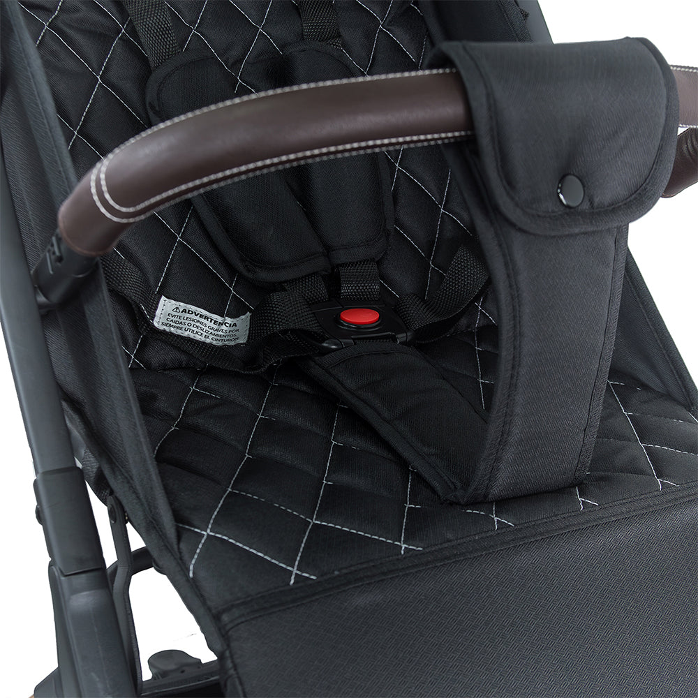 Coche Compacto Pixel Black Premium